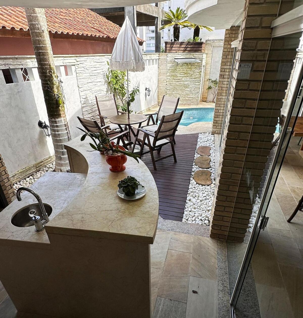 Curta! |135| Casa | Piscina | Prox. Roda Gigante